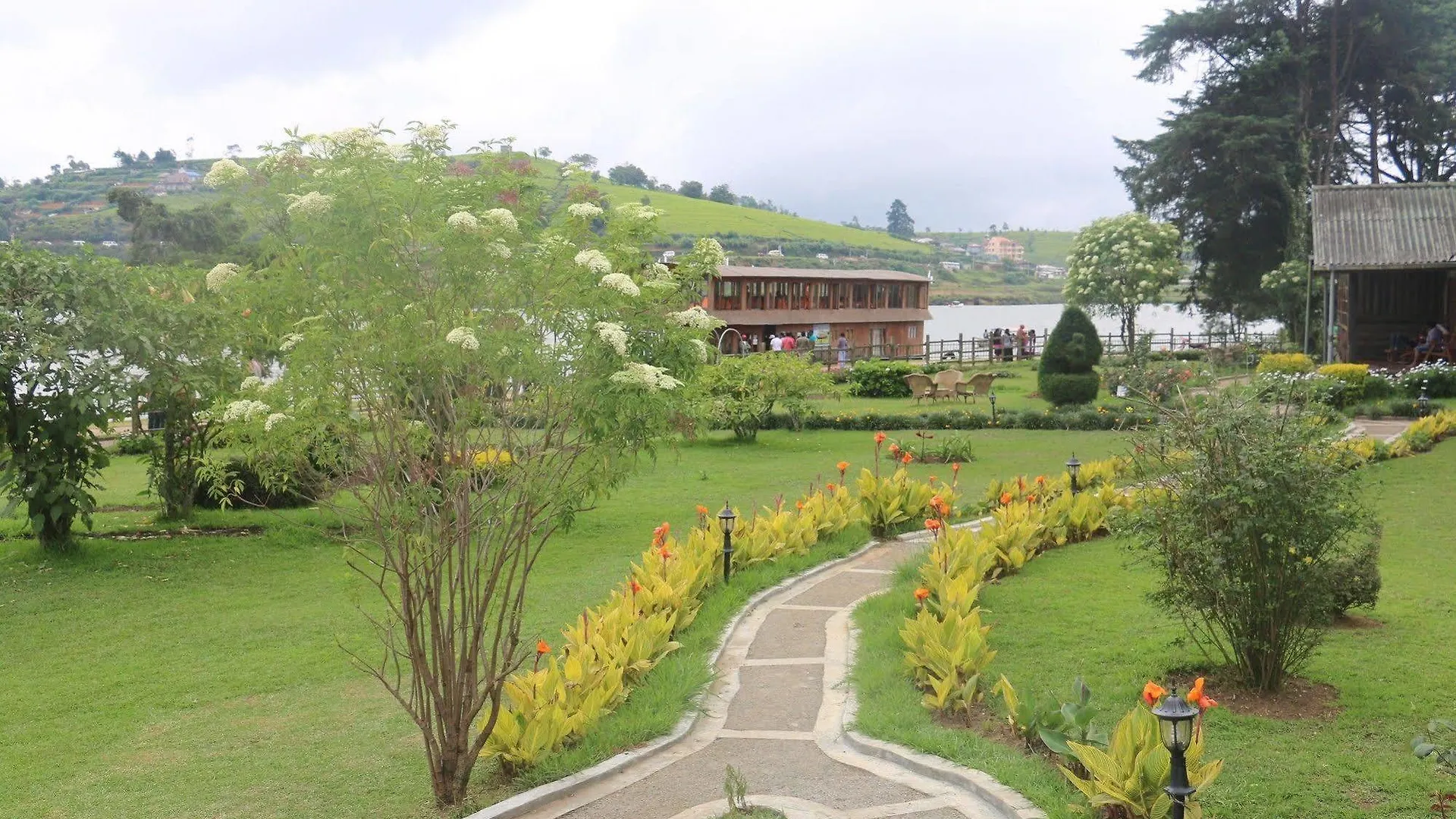 Hotel Calamander Lake Gregory Nuwara Eliya